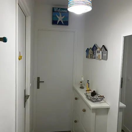 Appartamento Aux Pieds Des Plages, Du Port, De La Piste Cyclable Et Des Commerces De Proximité, Un Au Dernier étage Avec Vue Panoramique Sur Le Bassin D'arcachon, Entièrement Rénové, Dans Résidence Avec Piscine