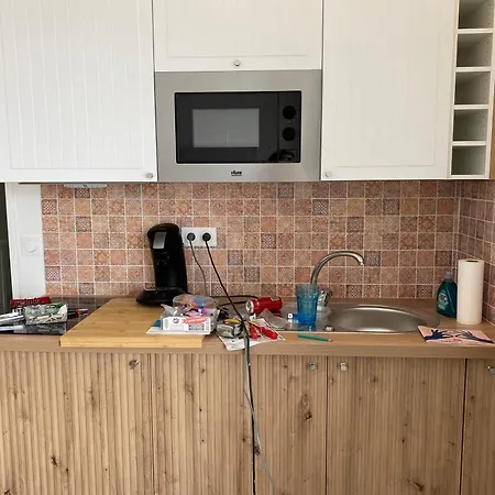 Aux Pieds Des Plages, Du Port, De La Piste Cyclable Et Des Commerces De Proximité, Un Au Dernier étage Avec Vue Panoramique Sur Le Bassin D'arcachon, Entièrement Rénové, Dans Résidence Avec Piscine Appartamento